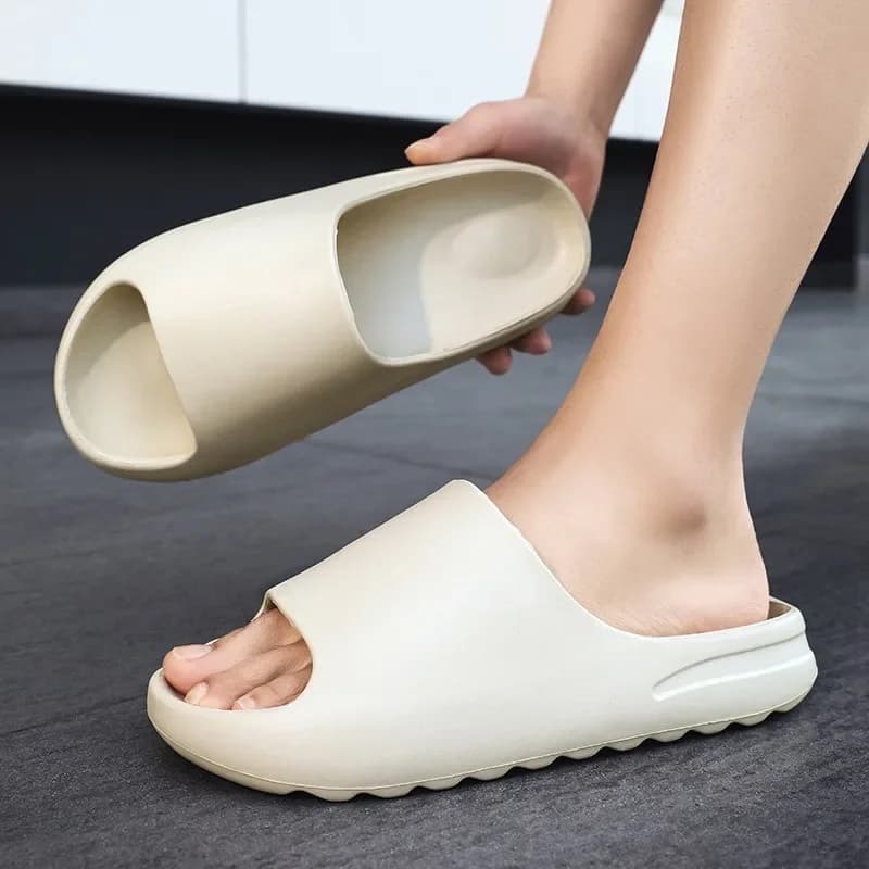 New men's summer slippers ladies indoor home bathroom leisure slippers couple EVA sandals slippers outdoor beach shoes