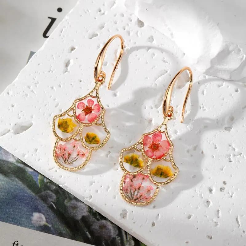 Creative Dried Flower Earrings Colorful Natural Flower Pressed Earring Unique Handmake Epoxy Resin Pressed Flower Earrings New