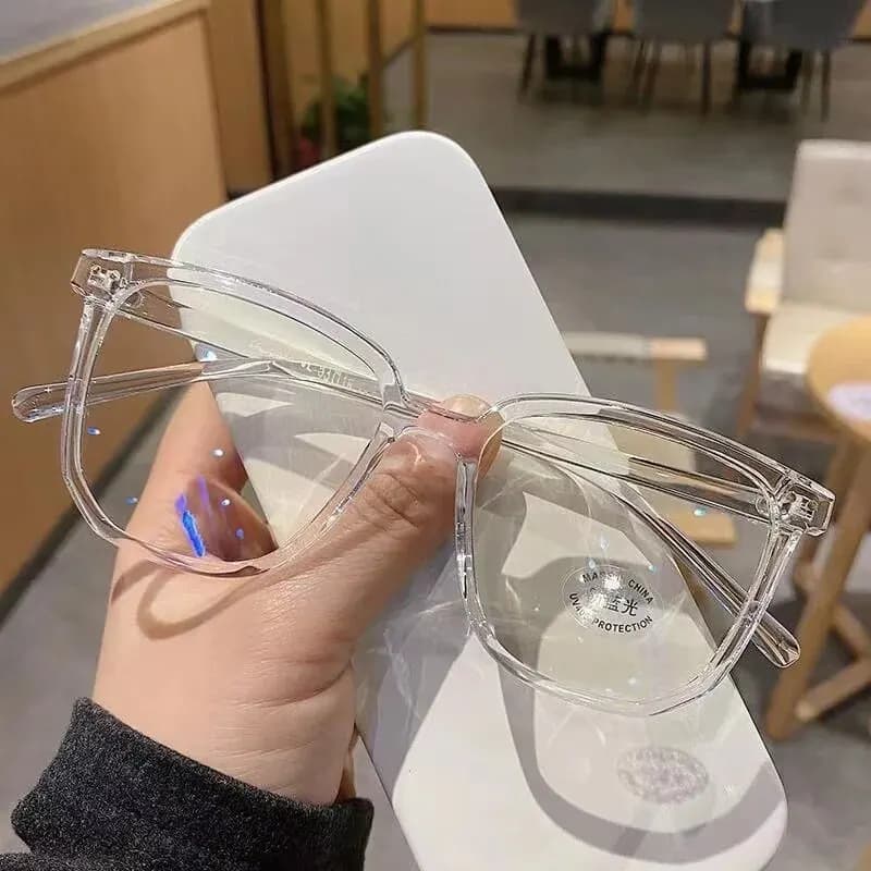 Anti-blue Light Glasses for Women with Regular Eyeglass Frame Finished Retro Flat Light Frame