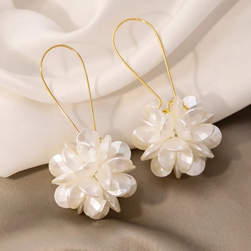 Exaggerated White Flower Drop Earrings Elegant Imitation Pearl Dangle Earrings Party Wedding Jewellery Gift For Women Girls