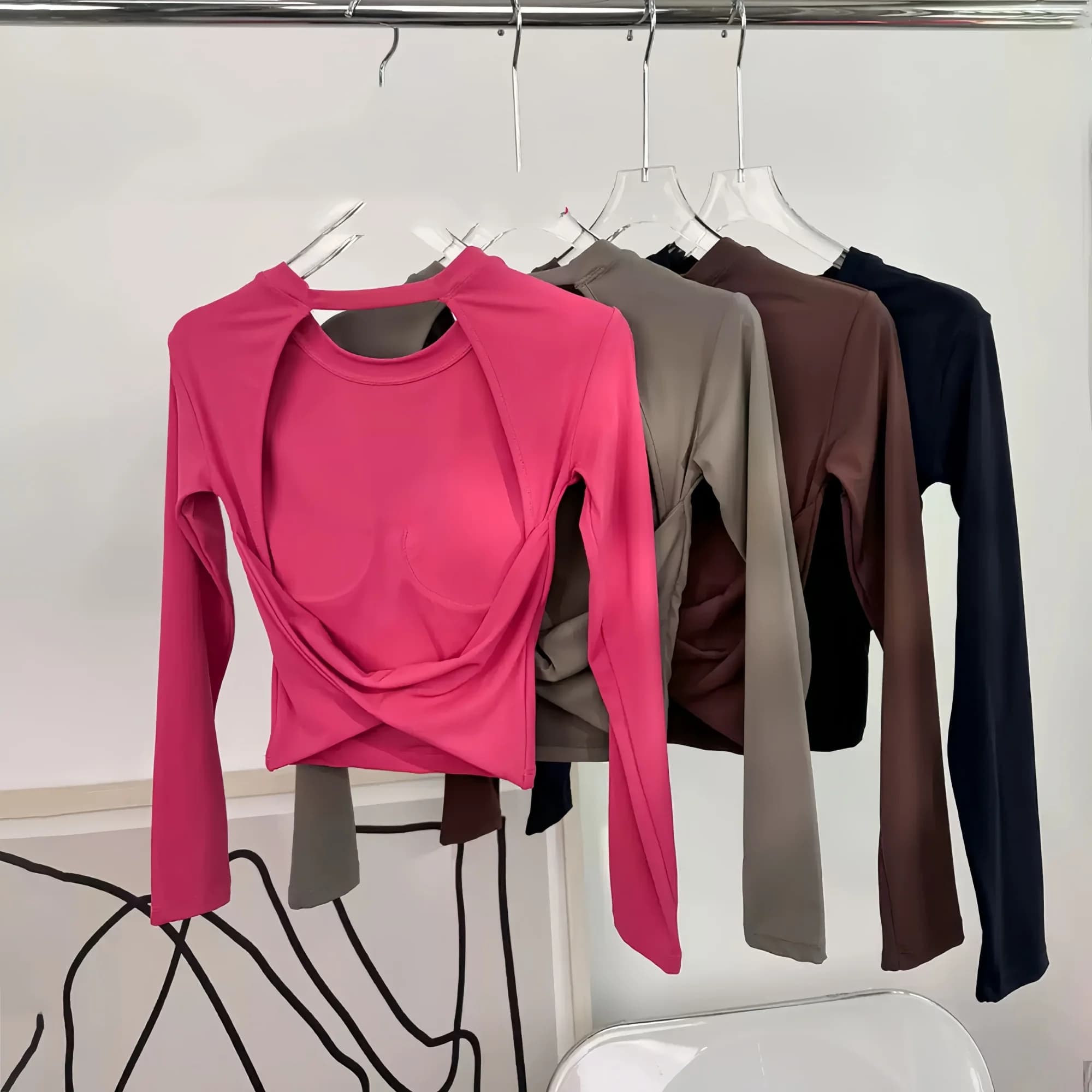 Yoga long-sleeved fixed-style sports bra; sexy backless workout top; short fitness suit for women to wear outside