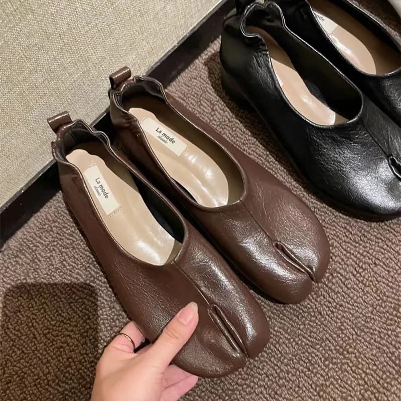 Bailamos Women Low Heel Split Toe Slippers Soft Bottom Loafers Microfiber Comfy Flats Brief Ladies Moccasins Tabi Ninja Shoes