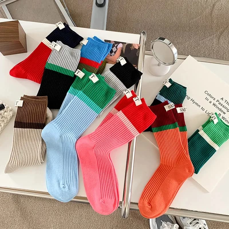 Fashionable and versatile Contrast colored socks women's high top pile up socks Korean version of spring/summer cotton socks
