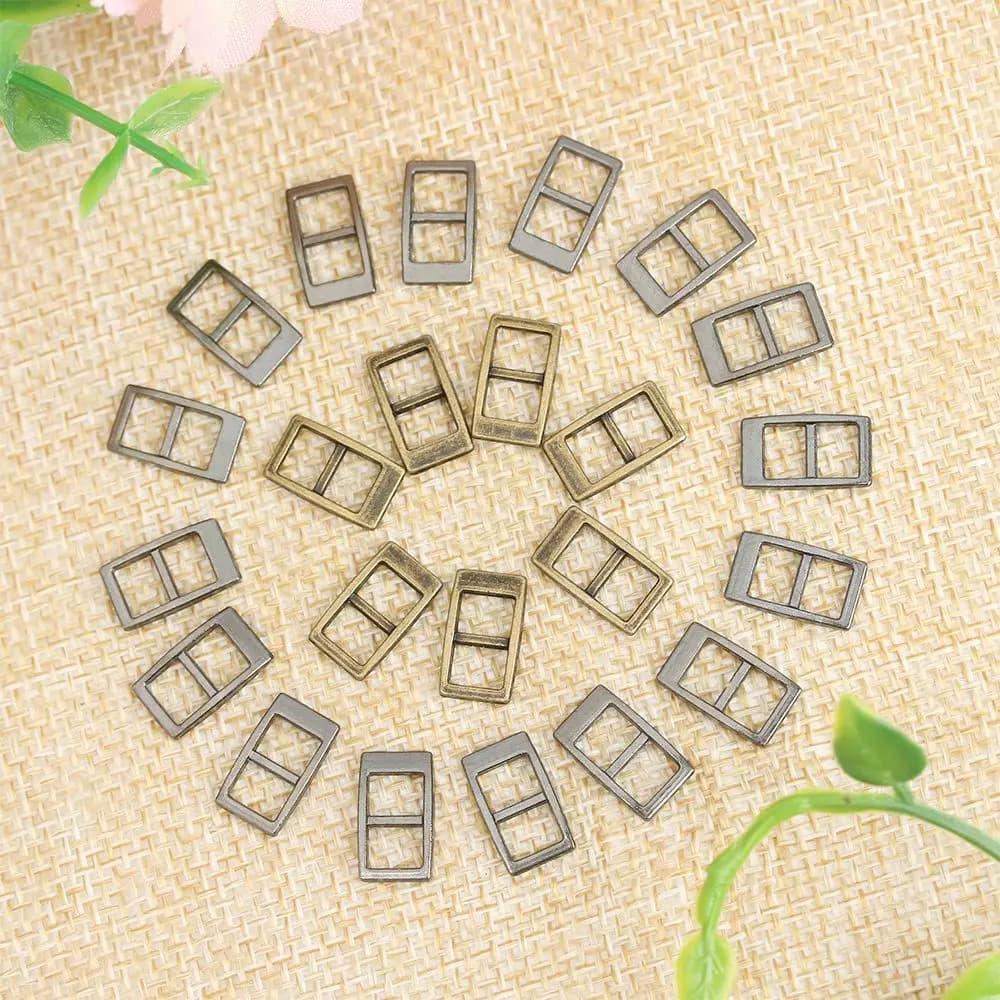 20/40pcs High Quality Mini Ultra-small 4 Colors Belt Buttons Doll Bags Accessories Diy Dolls Buckles Tri-glide Buckle