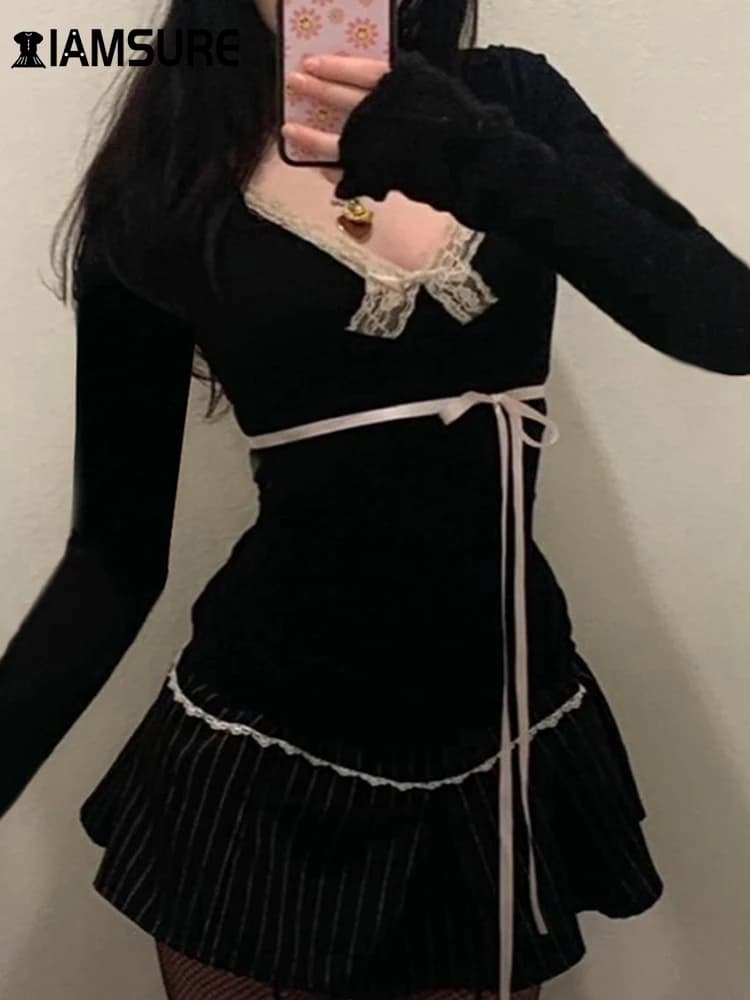 IAMSURE Sweet Cute Bandage T Shirt Slim Deep V-Neck Lace Trim Long Sleeve Tees Women 2023 Autumn Spring Fashion Streetwear Lady