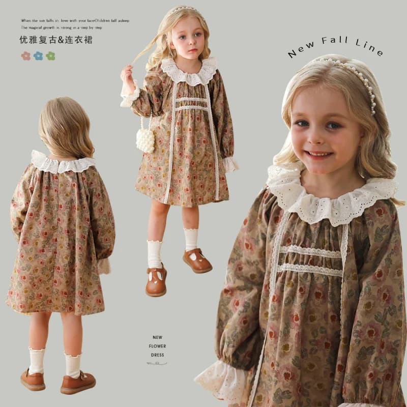 2024Girls' Autumn Clothes New Retro French Lotus Collar Lace Floral Long Sleeve Dress