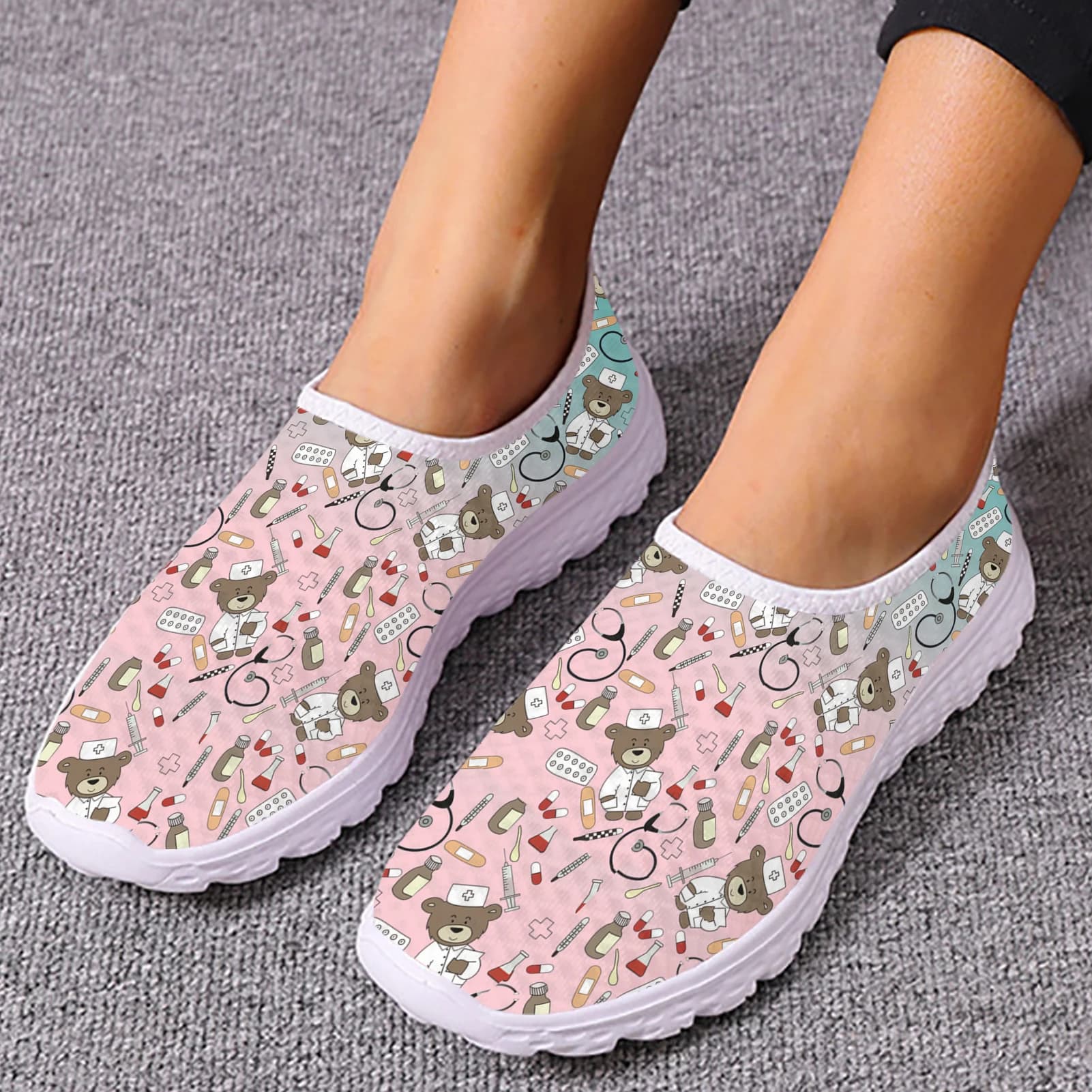INSTANTARTS Women's Flats Nursing Shoes Cartoon Gradient Nurses Bear Print Mesh Breath Loafers Summer Beach Cute Female Footwear