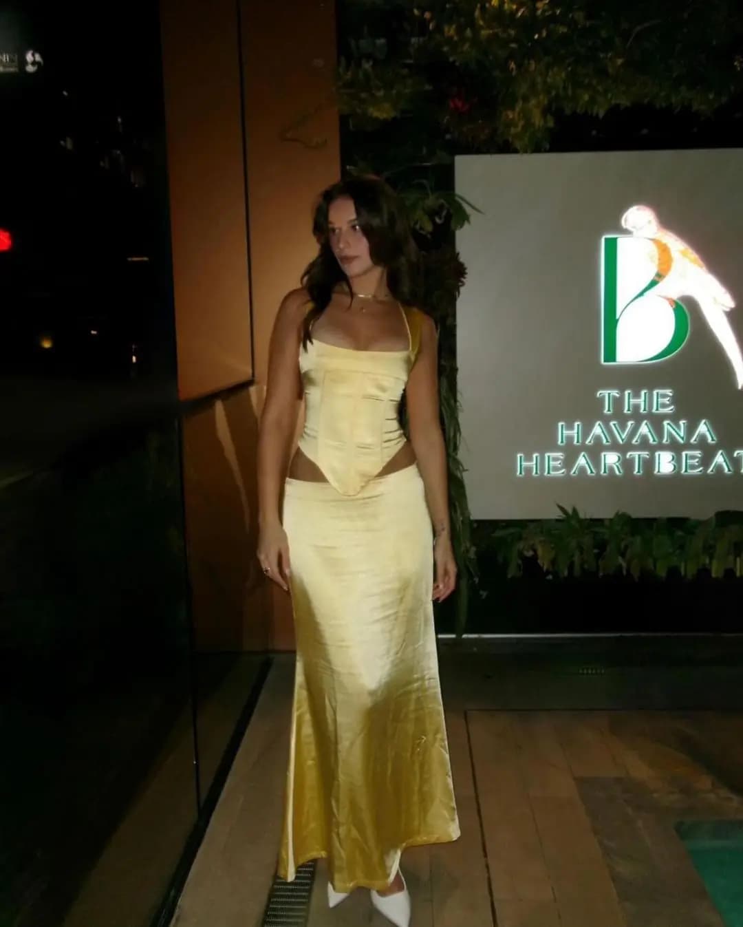 custom Elegant Yellow Slim Fitting Corset Party Dress A-line Evening Party Gown Women Date Special Occasion 2024