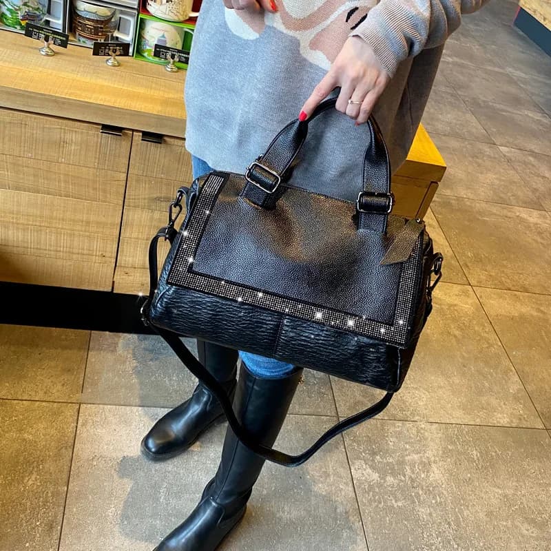 Cowhide Leather diamond Handbag Women 2021 new fashion Joker shoulder messenger bag casual Women's bag large capacity Tote bags