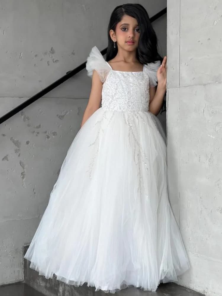 Flower Girl Dresses White Tulle Puffy Sequin Flory Sleeveless For Wedding Birthday Party Holy Communion Gowns