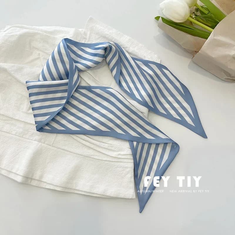 Misty blue small silk scarf women's ins style long streamer tie bag hair tie silk scarf spring and summer