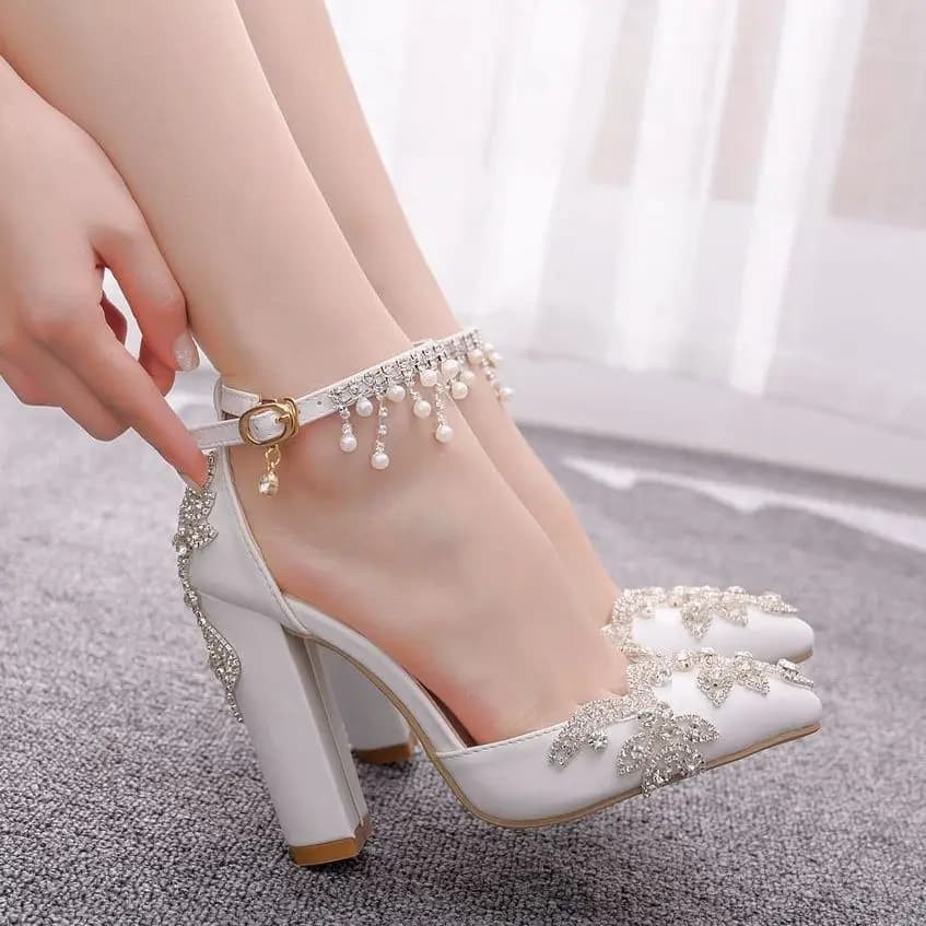 Style High Heels Sexy Women Pumps Sandals Open Toe Rhinestone Wedding PU 10.5CM Square Heels Pointed Toe Woman Shoe Princess