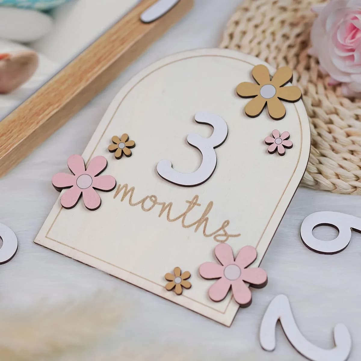 Wooden Baby Monthly Milestone Cards Flowers Double Sides Number Month Girls Boys Newborn Photography Props Accessories
