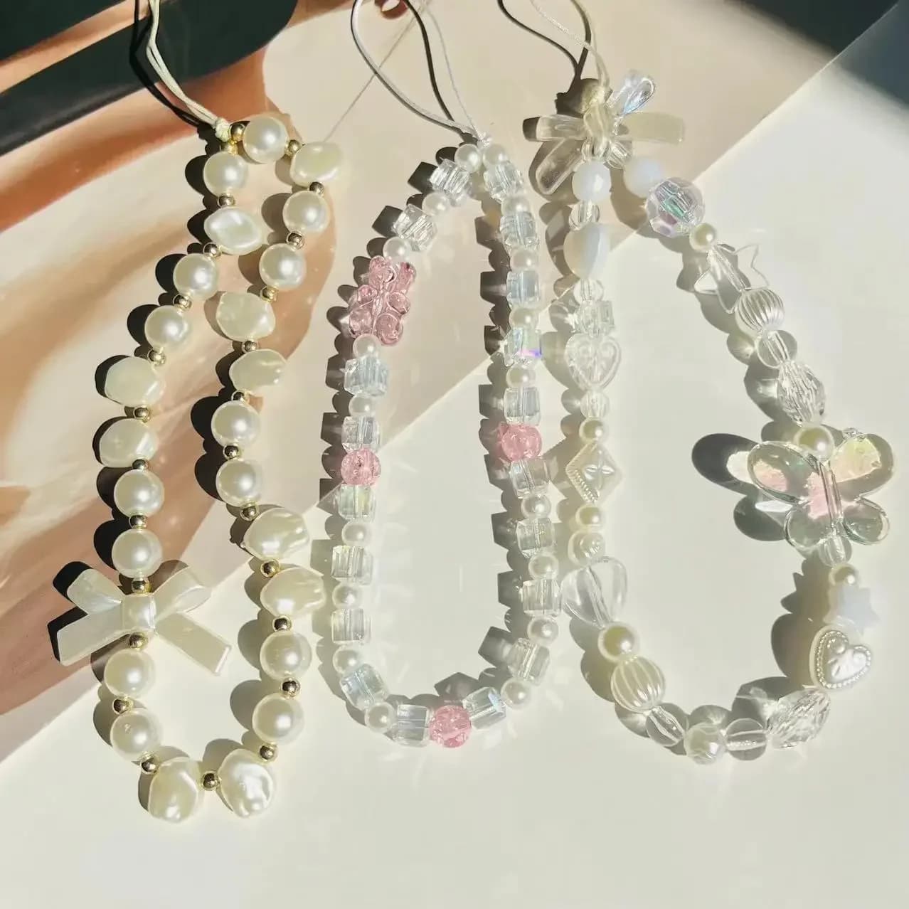 Butterfly Phone Strap Acrylic Bear Heart Beads Phone Chains Plastic Simulated Pearls Keychain Y2K Cell Phone Accessories 핸드폰 스트랩
