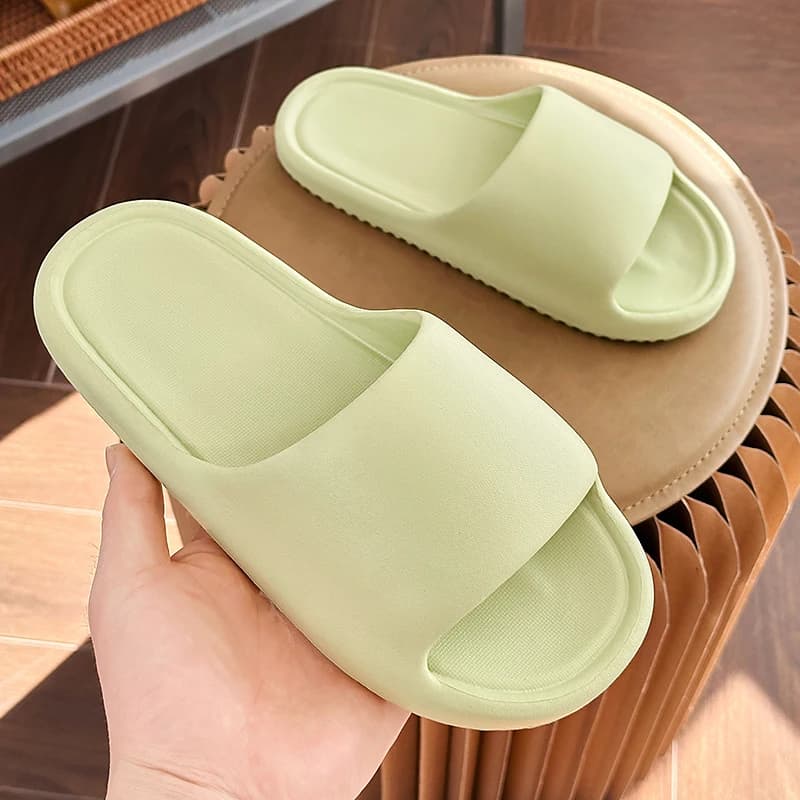 2025 Summer Women's Solid Color Casual Simple Slipper, EVA Material, Comfortable Indoor/Outdoor Dual-use, Anti-Slip Design.