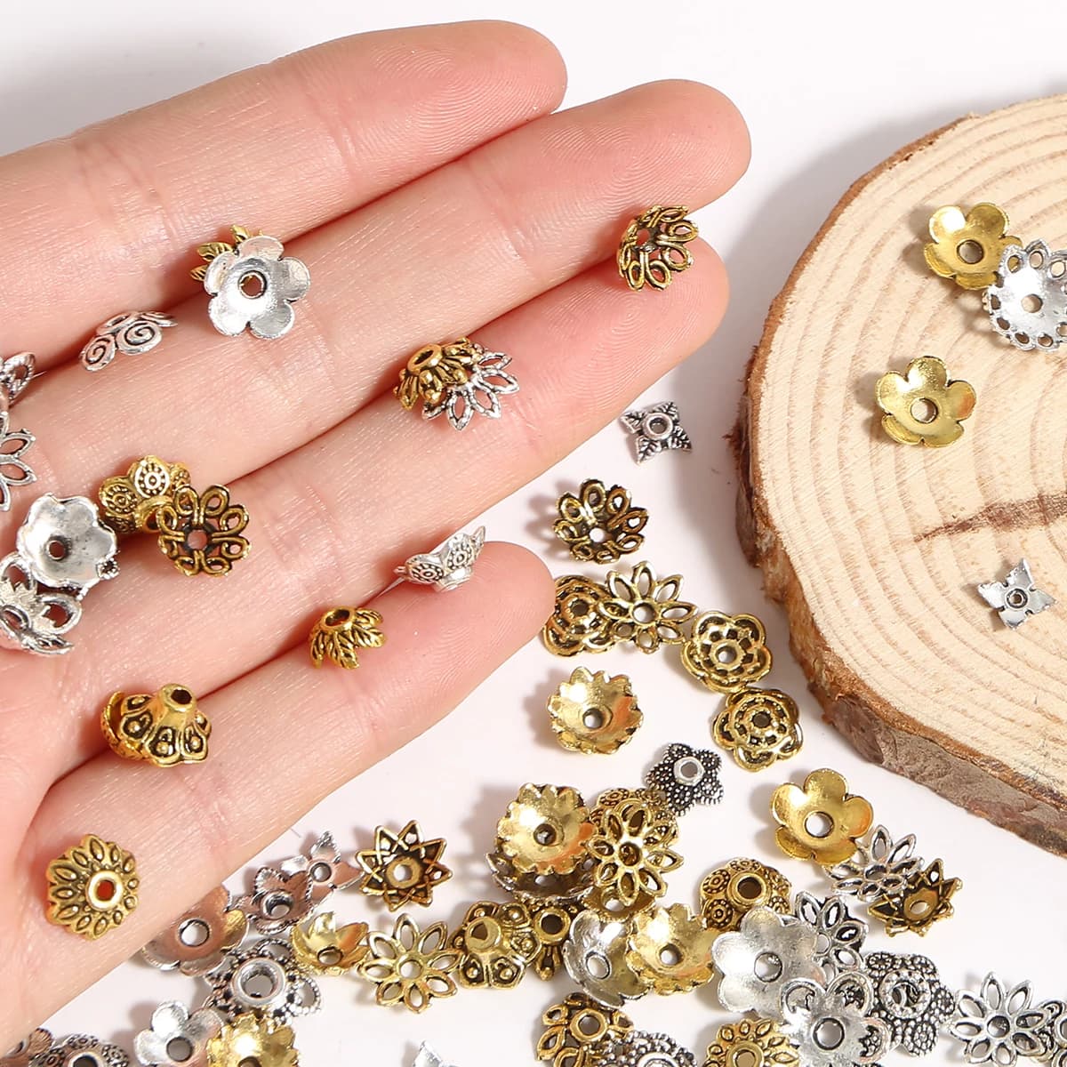 About 100Pcs Alloy Hollowed Out Flower Tray With Separated Bead Flower Hat, Bead Tray Hat, Ancient Style DIY Step Shaking Hairpi