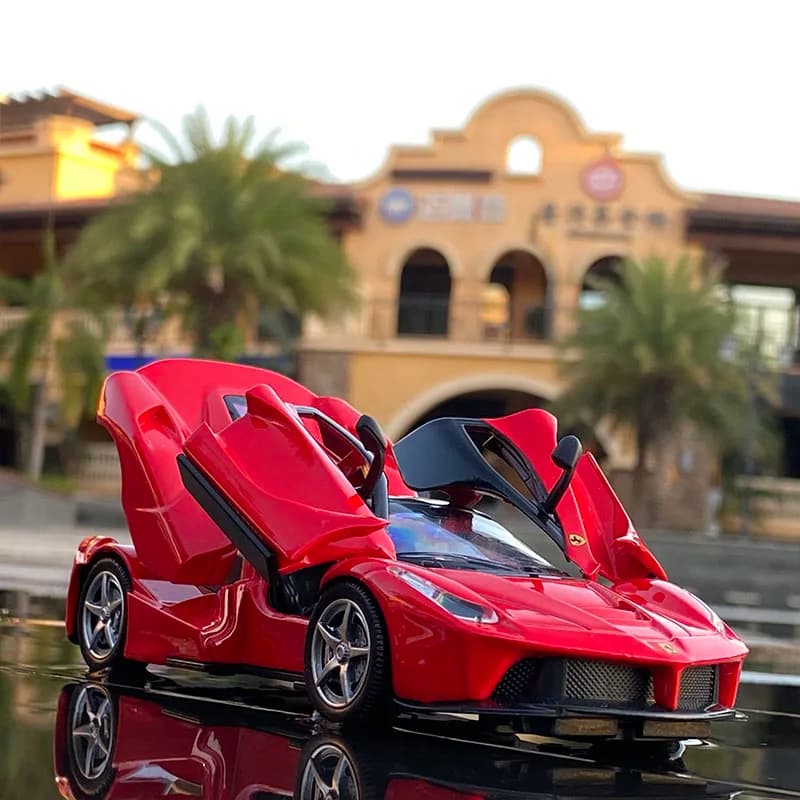 1:32 Toy Car Ferrari Laferrari Toy Alloy Car Diecasts & Toy Vehicles Car Model Miniature Scale Model Car Toys For Children
