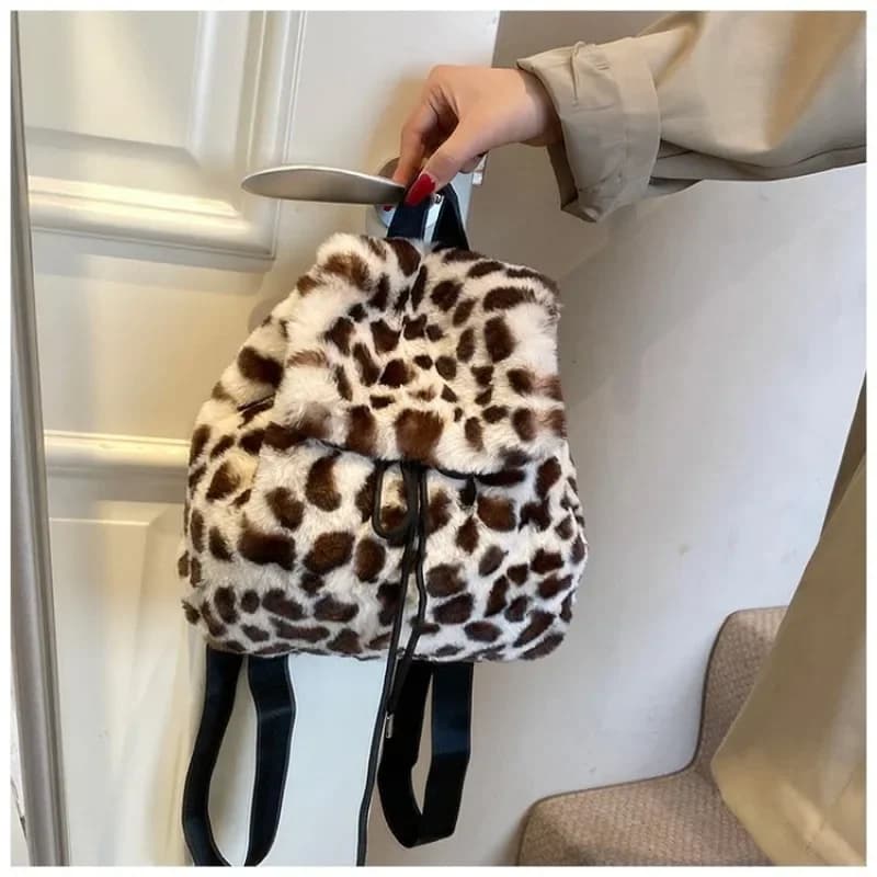 Leopard Print Solid Winter High Quality Velvet Backpack 2024 Trendy Fashionable Plush Backpack Soft Simple Popular Handbag
