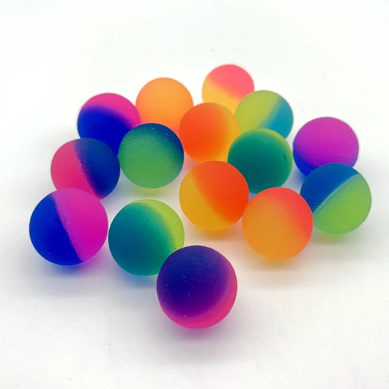 Elastic ball rubber jump ball rainbow two-color matte solid elastic ball colored float ball fun ball egg twisting machine toy