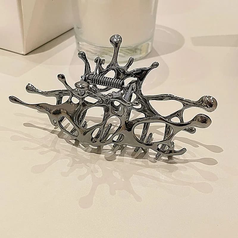 Geometric Claw Clips Women Large Metal Silver Color Korean Fashion Shark Hair Clips Girls Grab Clamps Hair Accessories