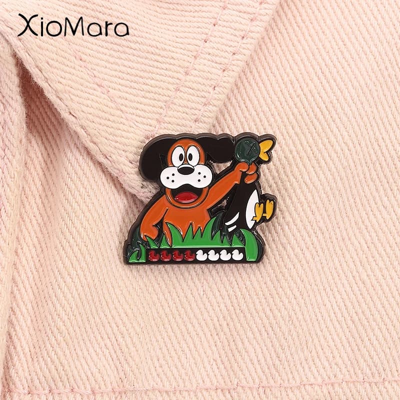 Classic Shooting Games Enamel Pin Game Characters Hunting Dogs Cartoon Animel Brooch Lapel Badge Jewelry Gifts for Friends