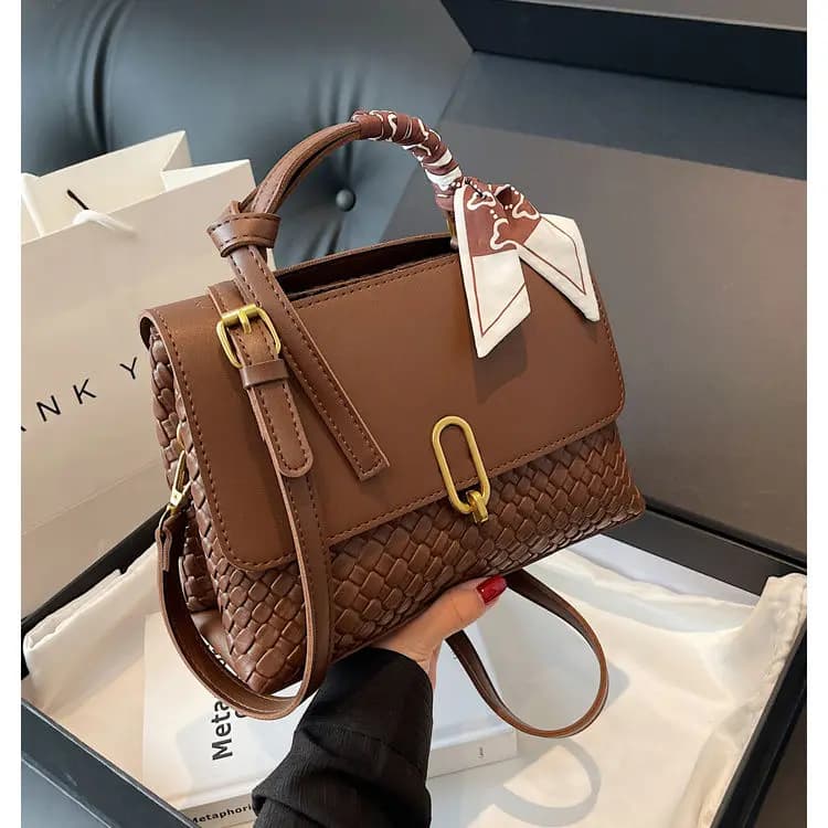Brown New Tote Bag Shoulder Crossbody Women's Bag Fashion Trend Handbag Versatile Commuting Large Capacity Women's Bag