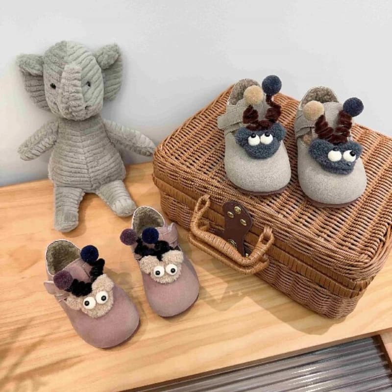 Children Winter Shoes 2024 New Lambs Wool Cotton-Padded Shoes Girls Fashion Pearl Buckle Warm Casual Shoes Plush Soft Kids Flats
