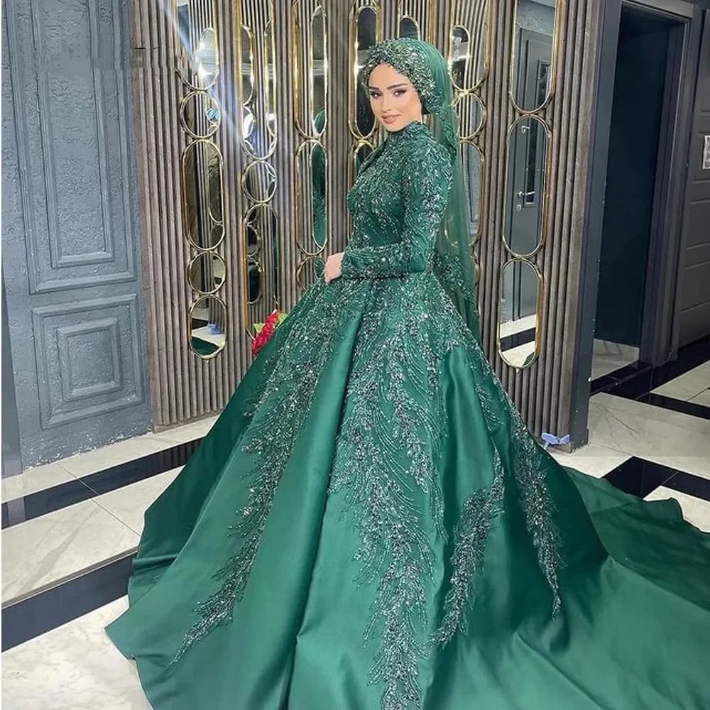Customized Luxury Muslim Green Evening Dresses Ball Gowns Beaded Crystal Formal Prom Party Gown For Dubai Women Robe De Soiree