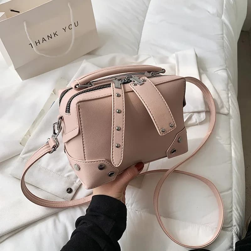 New fashion rivet bag women net red shoulder bag fashion solid color messenger bag cross-border small bag women