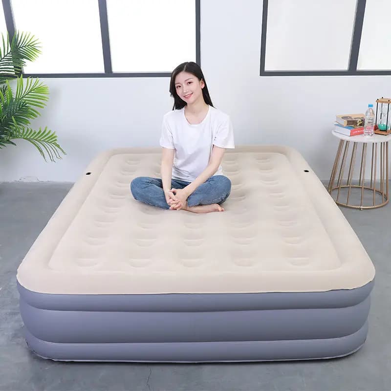 Luxury Air Mattress with Built in Pump Inflatable Mattress Surface Portable Blow Up Bed, Air Bed for Camping, Travel, Guests