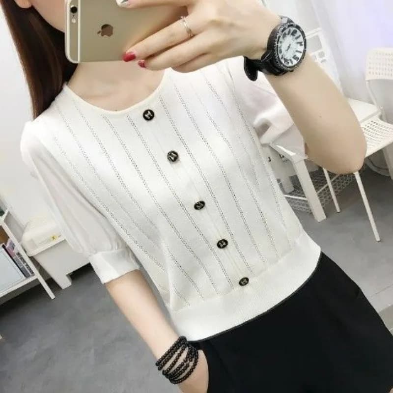 French Style Commuter Temperament Ice Silk Knitted Half-sleeved T-shirt 2024 New Round Neck Lantern Sleeve Button-up Top