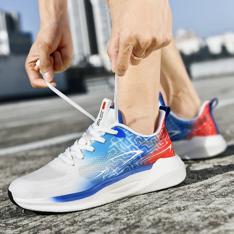 Fashion Running Shoes Men Sneakers Tenis Luxury Shoes Couple's Super Light Breathable Shoes Sports Blade Cushioning Jogging