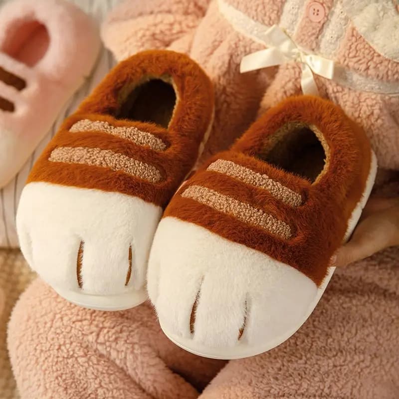 Creative stereoscopic animal claw slippers women winter fur loafers cute soft fluffy cat paw shoes unisex men's indoor slipper