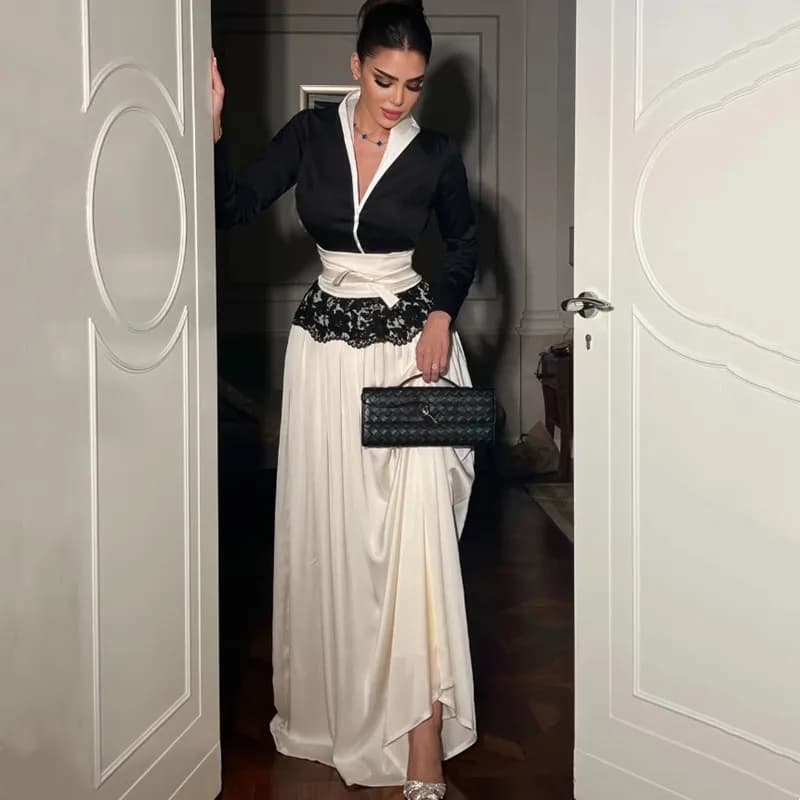 Aleeshuo Modern Satin Long Sleeve A-Line Prom Dresses Pleat Lace V-Neck Floor-Length Evening Dress Simple Black Gowns Customized