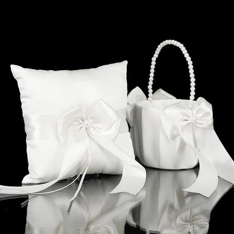 Wedding Ivory Flower Girl Baskets Pearl Handl Ribbon Bow Knot Ring Pillow Confetti Candy Party Supplies Basket Home Decoration