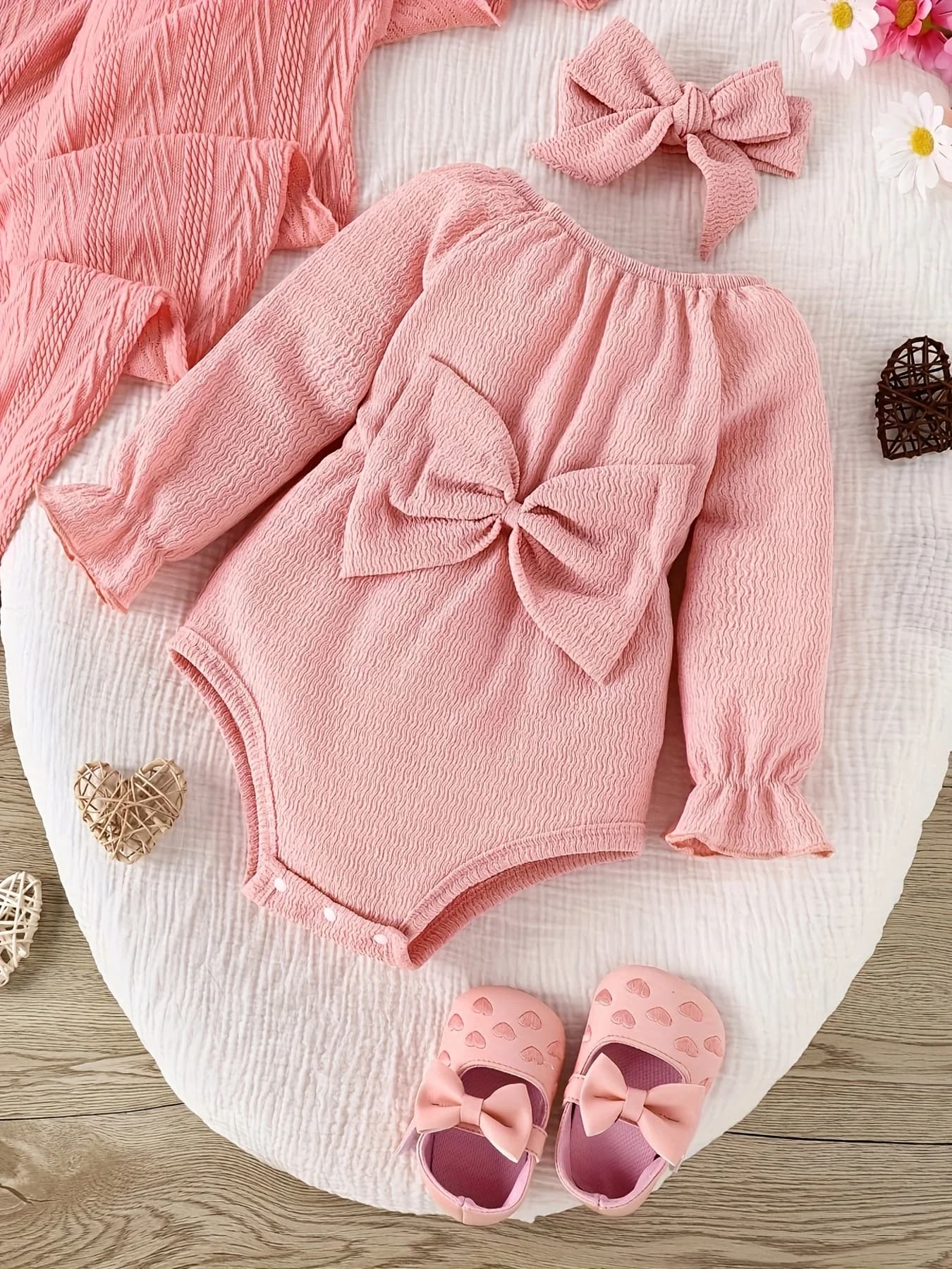 2pieces-Baby Spring and Autumn Cute Fashion Sweet Foreign Style Bow Pink Long Sleeve Onesie + Kerchief Baby Two-piece Set
