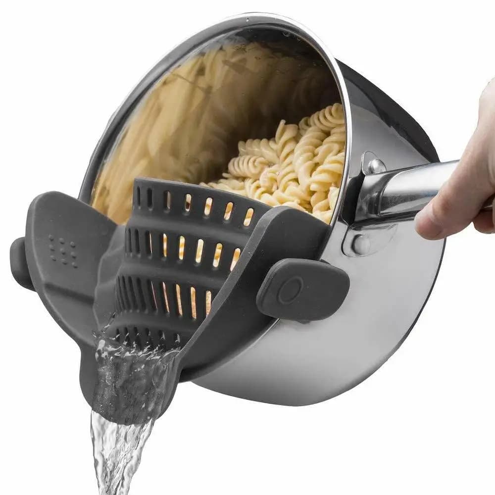 Universal Silicone Clip-On Strainer – Anti-Spill Pasta & Vegetable Colander, Food-Grade for Fruits, Pasta, and Cooking