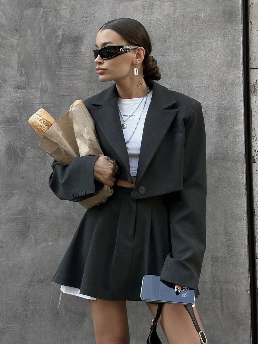 2024 new Women Stylish Short Blazer Sets Crop Blazer Jackets & Pleated Mini Skirt 2 Pieces Sets Two Piece Sets Womens Outifits