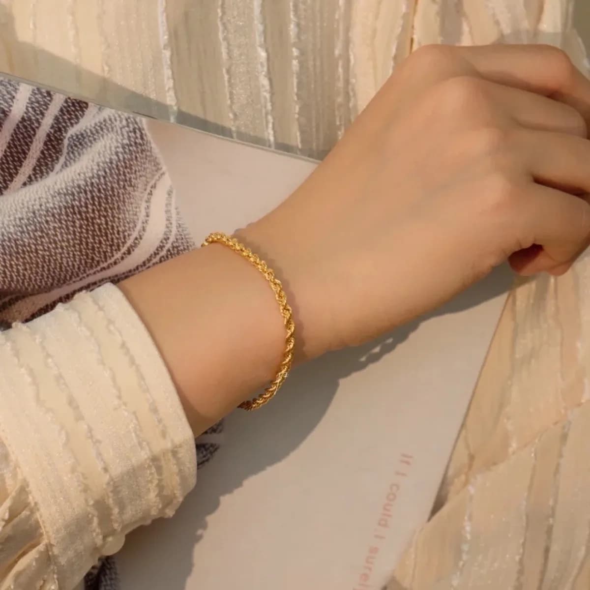 Stylish Golden and Silvery Bracelet New 3mm Thick Stainless Steel Cable Shape Metal Twisted Chain Hip Hop Chic Women Men Jewelry