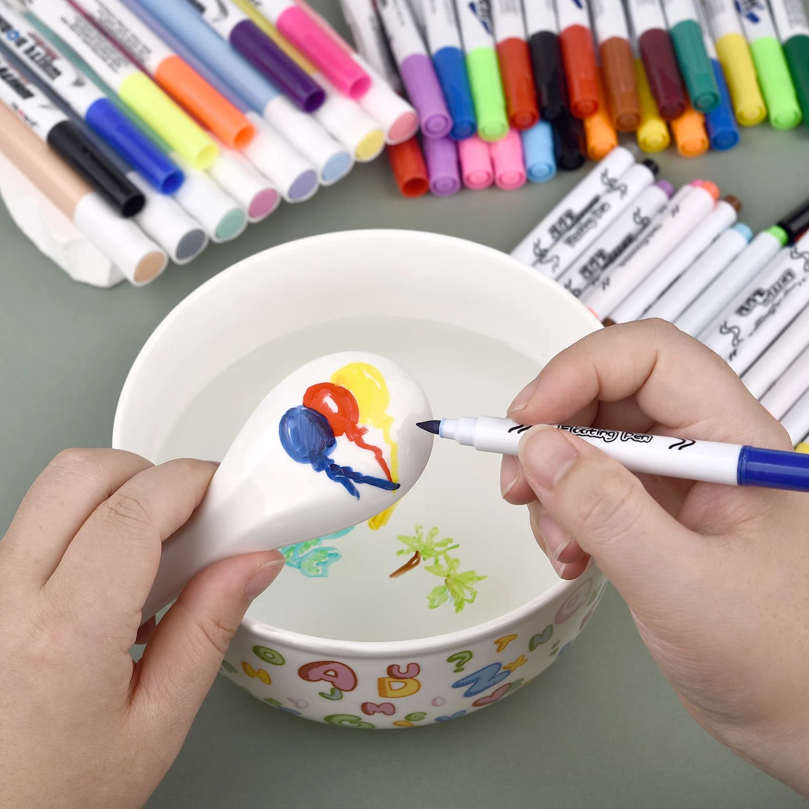 Magical Water Painting Pen Whiteboard Markers Floating Ink Pen Doodle Water Pens Montessori Early Education Toy Art Supplies