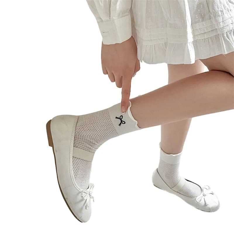 Women Versatile Cotton Socks Middle Calf Mesh Socks with Embroidered Bowknot