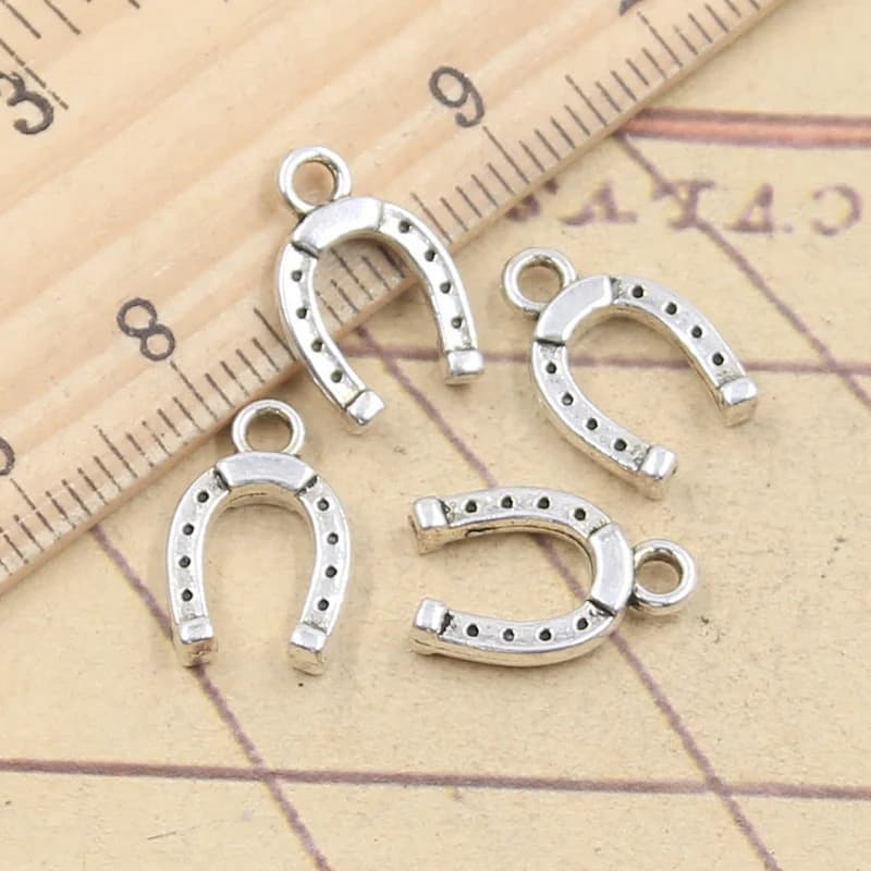 30pcs Charms Lucky Horseshoe Good Luck Talisman 14x9mm Tibetan Silver Color Pendants Antique Jewelry Making DIY Handmade Craft
