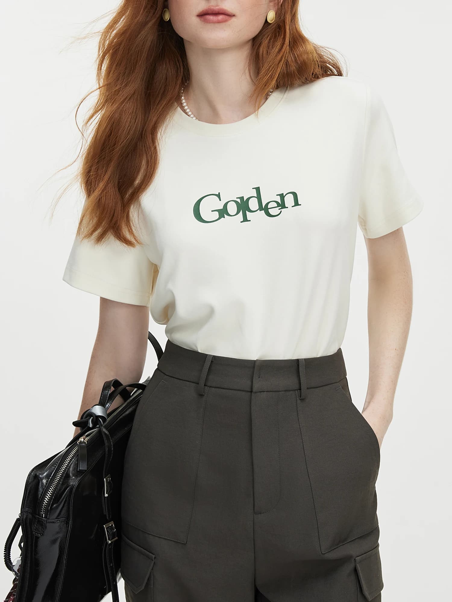 FSLE Office Lady Letter Printed Shoulder T-shirt for Women's 2024 Autumn Collection Round Neck Short Sleeved Top 24FS13226