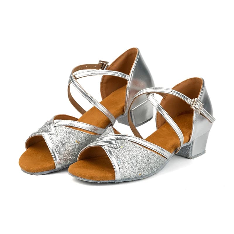 Hot selling professional children's Latin dance shoes girls white dance shoes soft sole low heel women's Latin dance shoes