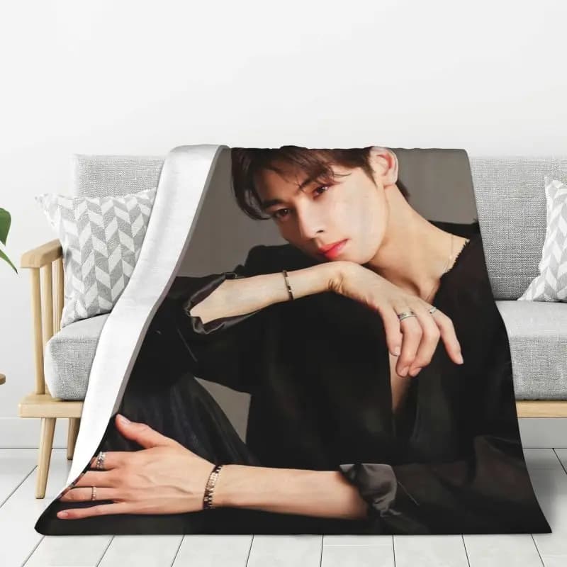 Custom True Beauty Blankets Warm Flannel Hwang In Youp Cha EunWoo Throw Blanket for Bedding Travel Sofa