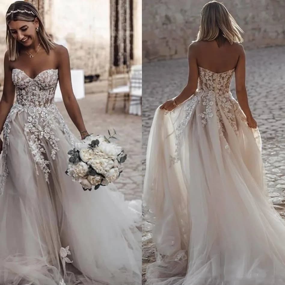 Classic A-Line Wedding Dress with Sexy Backless Sweetheart for Summer Beach Weddings - Appliqued Boho Bride Dress