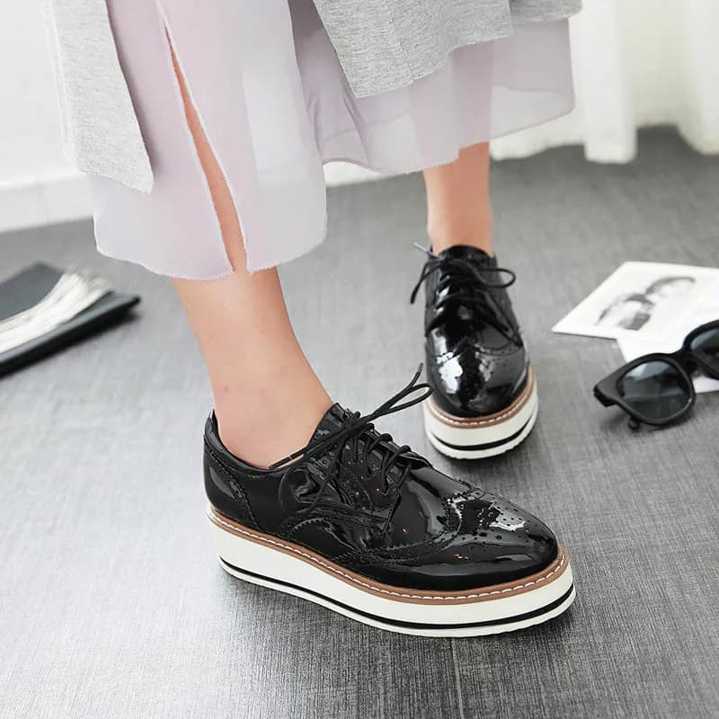 Vintage Women Oxfords Lace Up Striped Platform Shoes Metallic Silver Black Gold Brogues Women's Causal Heels Shoes Female Wedges