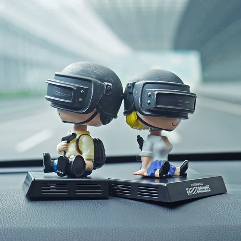 Car Dashboard Toys - Bobblehead for Dashboard Decoration - Swinging and Shaking Head Toy - Nodding Dolls Game Figure - Car Ornaments and Auto Toy